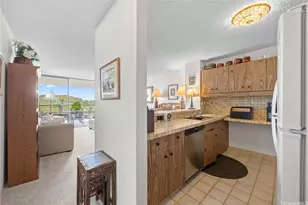 1717 Mott Smith Dr, Honolulu, HI 96822 - Photo 14