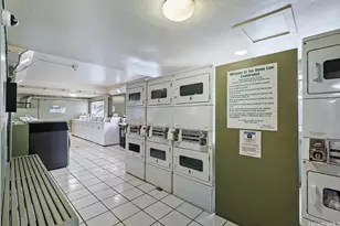 2211 Ala Wai Blvd, Honolulu, HI 96815 - Photo 16