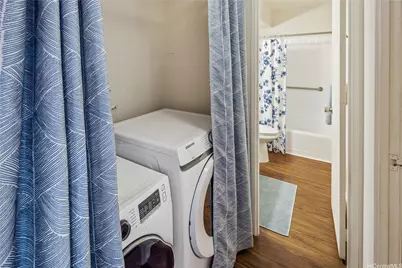 1015 Ala Napunani Street #402, Honolulu, HI 96818 - Photo 20