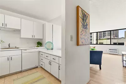 1255 Nuuanu Avenue #E612, Honolulu, HI 96817 - Photo 4