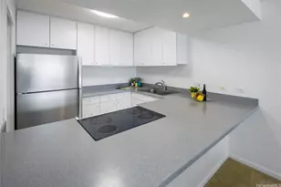 2470 Kalakaua Ave, Honolulu, HI 96815 - Photo 6