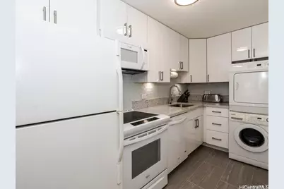2345 Ala Wai Boulevard #1101, Honolulu, HI 96815 - Photo 8