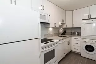 2345 Ala Wai Blvd, Honolulu, HI 96815 - Photo 8