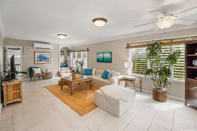 156 N Kalaheo Avenue #C, Kailua, HI 96734 - Photo 2