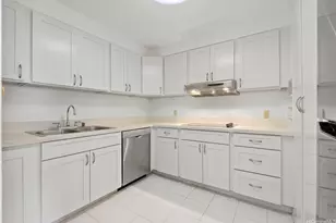 1910 Ala Moana Blvd, Honolulu, HI 96815 - Photo 8