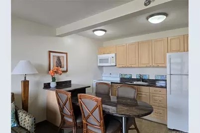 229 Paoakalani Avenue #1812 (NUC), Honolulu, HI 96815 - Photo 6