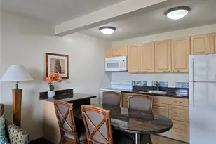 229 Paoakalani Ave, Honolulu, HI 96815 - Photo 6