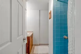222 Kaiulani Ave, Honolulu, HI 96815 - Photo 8