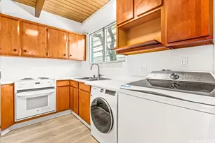 4206 Keanu St, Honolulu, HI 96816 - Photo 10