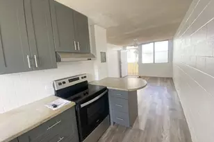 1917 Algaroba St, Honolulu, HI 96826 - Photo 2