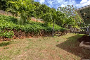98-273 Hale Momi Pl, Aiea, HI 96701 - Photo 20