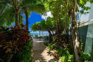 2943 Kalakaua Ave, Honolulu, HI 96815 - Photo 14