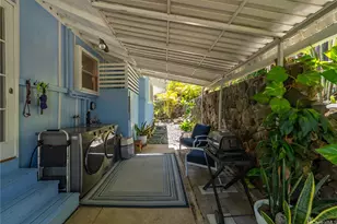 3017 Lanikaula Pl, Honolulu, HI 96822 - Photo 16