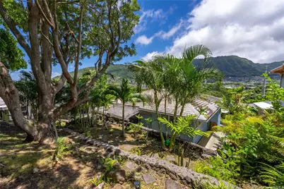 3017 Lanikaula Street, Honolulu, HI 96822 - Photo 22