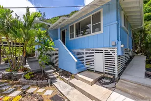 3017 Lanikaula Pl, Honolulu, HI 96822 - Photo 1