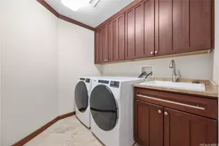 950 Kealaolu Ave, Honolulu, HI 96816 - Photo 22