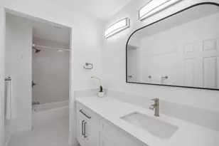 1179 Ikena Circle, Honolulu, HI 96821 - Photo 20