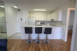 411 Hobron Ln, Honolulu, HI 96815 - Photo 2
