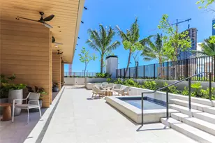 333 Ward Ave, Honolulu, HI 96814 - Photo 16
