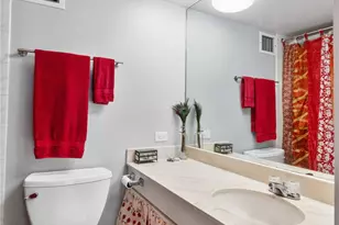 500 University Ave, Honolulu, HI 96826 - Photo 16