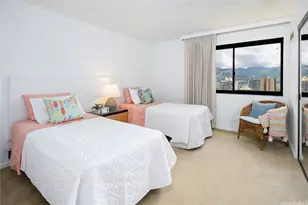2470 Kalakaua Ave, Honolulu, HI 96815 - Photo 10