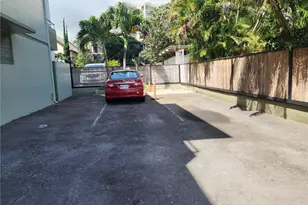 1430 Wilder Ave, Honolulu, HI 96822 - Photo 18