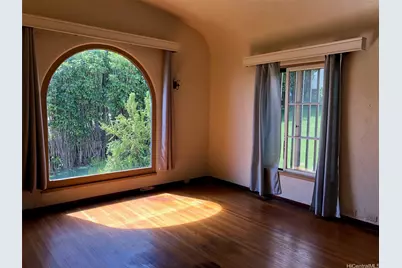 3916 Sierra Drive, Honolulu, HI 96816 - Photo 2