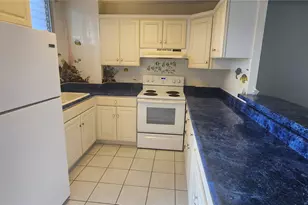 2001 Aupuni St, Honolulu, HI 96817 - Photo 2