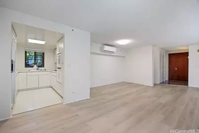 1015 Wilder Avenue #503, Honolulu, HI 96822 - Photo 6