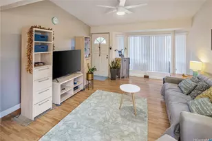 545 Mananai Pl, Honolulu, HI 96818 - Photo 2