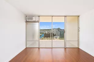 445 Seaside Ave, Honolulu, HI 96815 - Photo 2