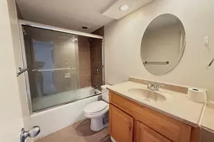 1860 Ala Moana Blvd, Honolulu, HI 96815 - Photo 2