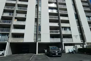 1320 Alexander St, Honolulu, HI 96826 - Photo 2