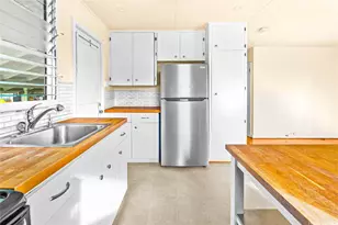 691 Kihapai St, Kailua, HI 96734 - Photo 2