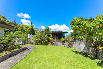 3250 Melemele Place, Honolulu, HI 96822 - Photo 2