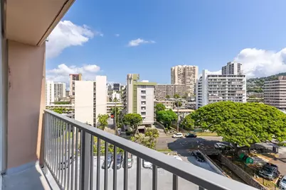 1617 Keeaumoku Street #703, Honolulu, HI 96822 - Photo 4