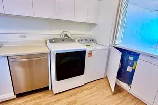 1676 Ala Moana Blvd, Honolulu, HI 96815 - Photo 18