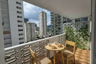 2442 Kuhio Ave, Honolulu, HI 96815 - Photo 2