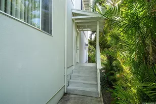 3533 Hinahina St, Honolulu, HI 96816 - Photo 10