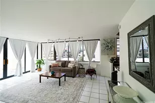 2410 Cleghorn St, Honolulu, HI 96815 - Photo 1