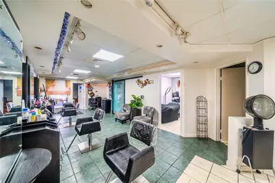 2203 Young Street, Honolulu, HI 96826 - Photo 18