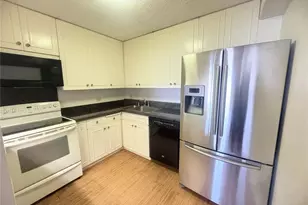 1860 Ala Moana Blvd, Honolulu, HI 96815 - Photo 10