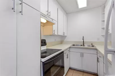 1120 Hassinger Street #207, Honolulu, HI 96822 - Photo 6