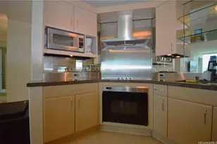 88 Piikoi St, Honolulu, HI 96814 - Photo 6
