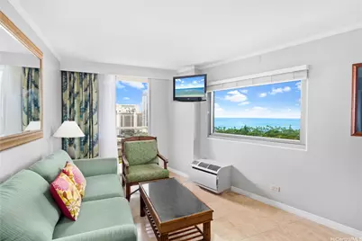 2045 Kalakaua Avenue #1607, Honolulu, HI 96815 - Photo 2