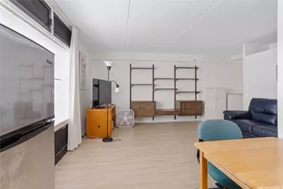 910 Ahana Street #706, Honolulu, HI 96814 - Photo 2