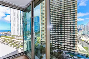 1001 Queen St, Honolulu, HI 96814 - Photo 2