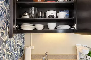 2425 Kuhio Ave, Honolulu, HI 96815 - Photo 16