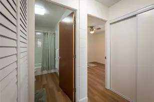 2015 Wilder Ave, Honolulu, HI 96822 - Photo 10