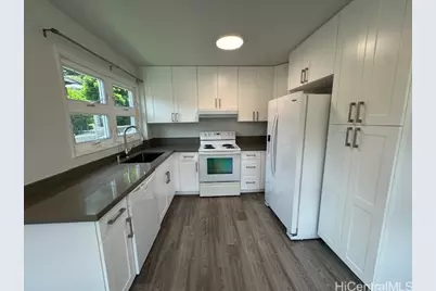 2809 Henry Street #A, Honolulu, HI 96817 - Photo 2